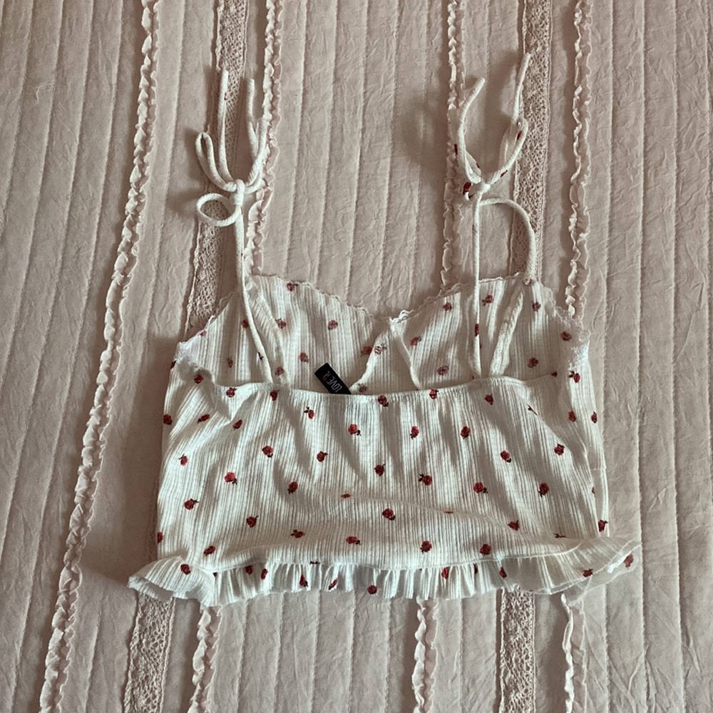 Cropped Floral Tank - Picture 2 of 5